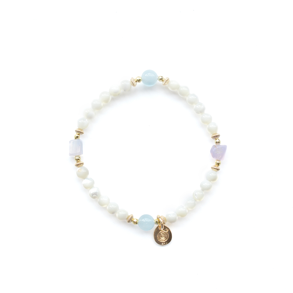 アクアマリン＋マザーオブパールデザインブレスレット